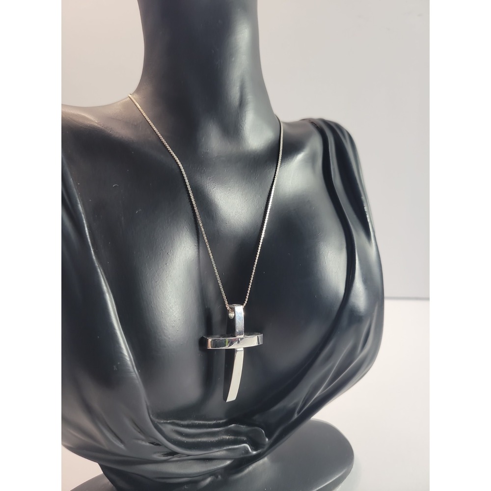 Silver Tone Cross Pendant Necklace Modern Minimalist Christian Religious Jewelry